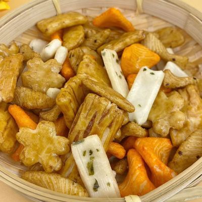 acheter Le multiple forme le biscuit japonais de riz de mélange d'algue de biscuit de riz online manufacture