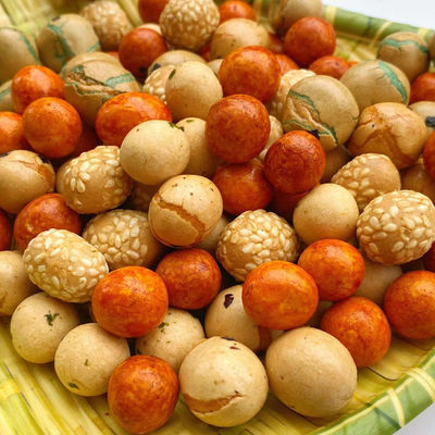 Bon prix Arachide épicée Multi-assaisonnée croustillante de haute qualité de sésame de casse-croûte mélangés sains d'écrou de biscuits d'arachides en ligne