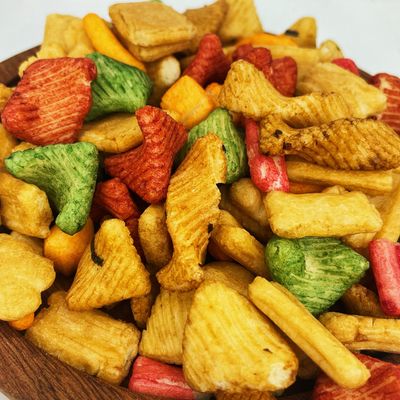 Biscuits mélangés coréens de riz tous les casse-croûte d'âges